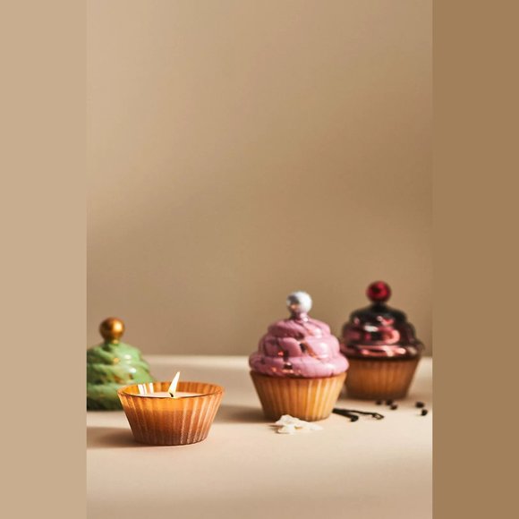 NEW Cupcake Gourmand Caramel Café Glass Candle - Anthropologie - Picture 5 of 5